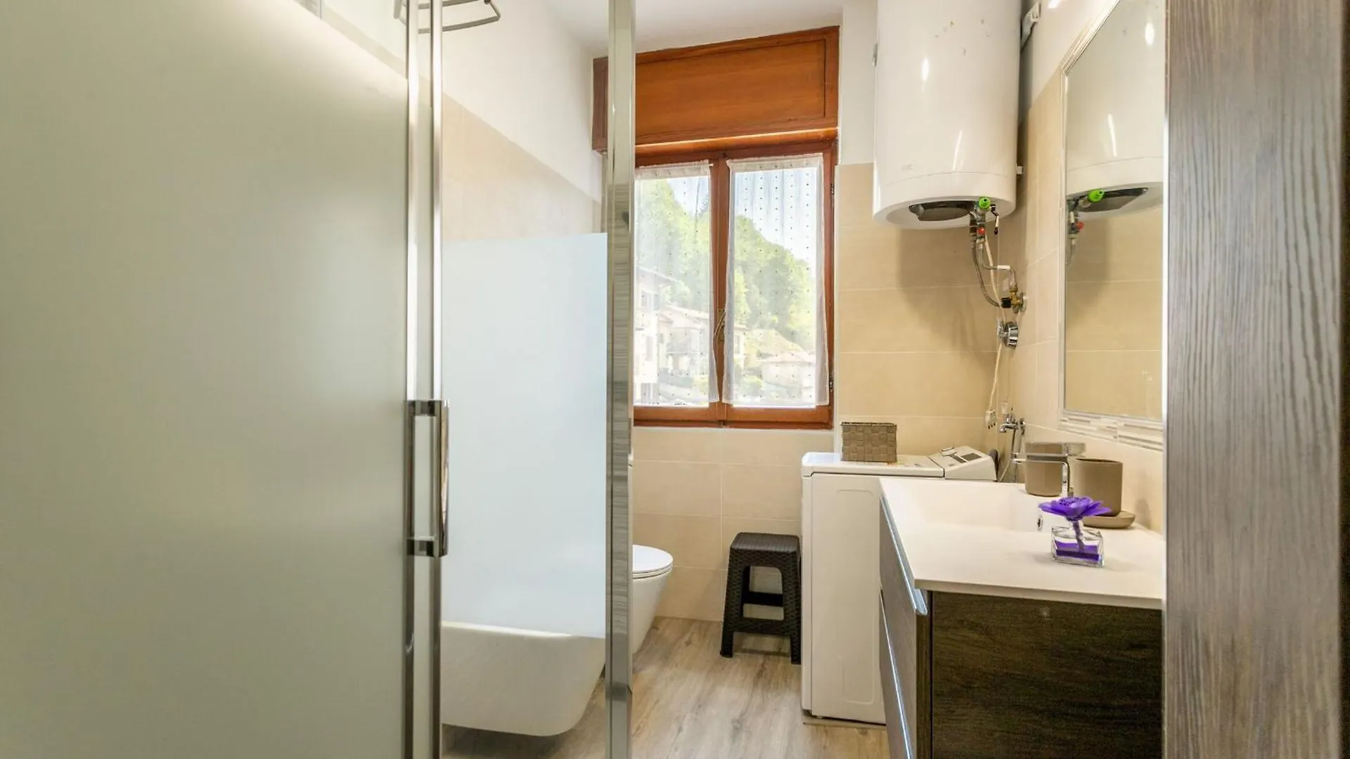 Apartamento Sciura Elena'S Terrace With Lake, Mounts & Valley By Halldis Garzeno