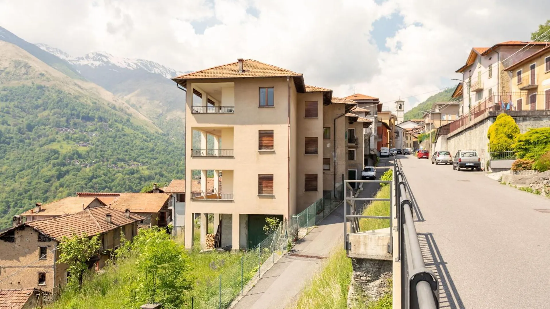 Sciura Elena'S Terrace With Lake, Mounts & Valley By Halldis Garzeno